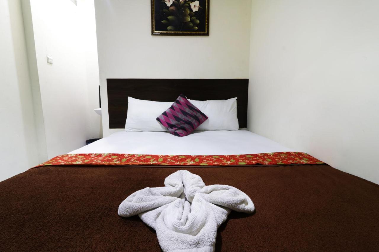 Bantal Guling Pasar Baru Hotel Bandung Kültér fotó