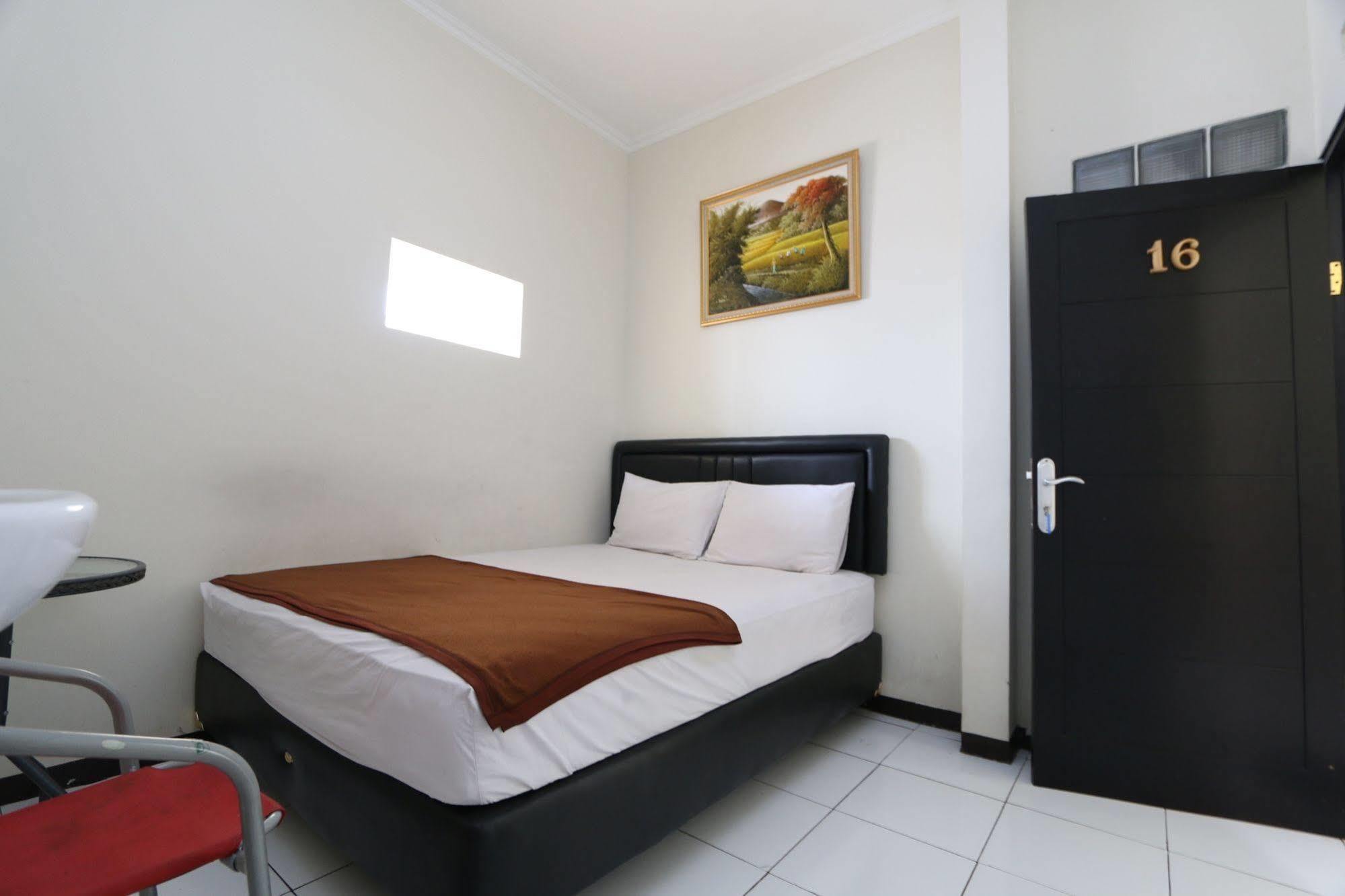 Bantal Guling Pasar Baru Hotel Bandung Kültér fotó